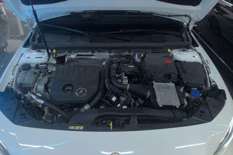 Used Mercedes-Benz A-Class 2024 Updated A 200 L Fashion Version Engine Bay