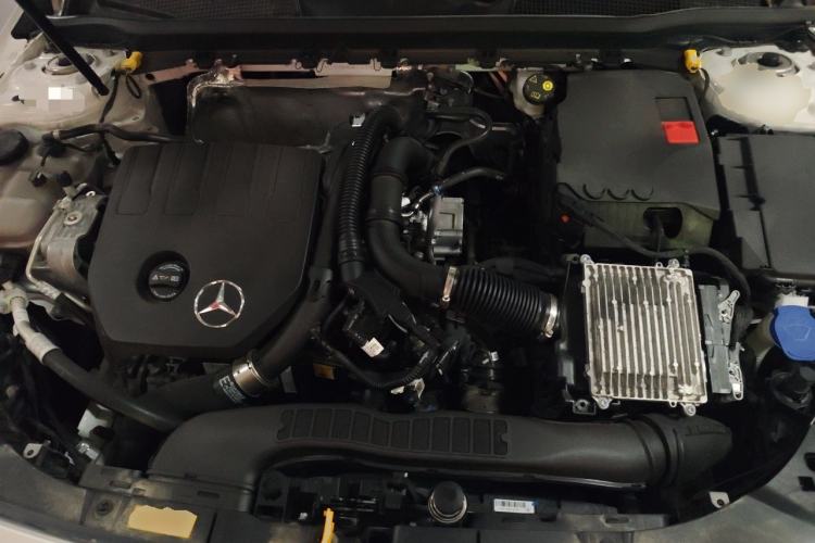 Used Mercedes-Benz A-Class 2024 Updated A 200 L Fashion Version Engine Bay