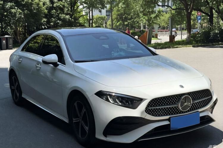 Used Mercedes-Benz A-Class 2024 Updated A 200 L Fashion Version Exterior 2