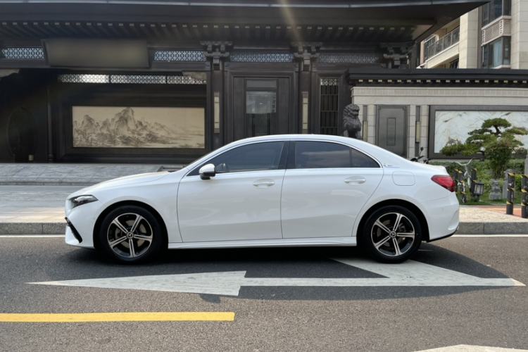 Used Mercedes-Benz A-Class 2024 A 200 L Fashion Model Exterior 3