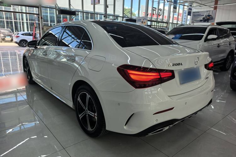 Used Mercedes-Benz A-Class 2024 Updated A 200 L Fashion Version Exterior 3