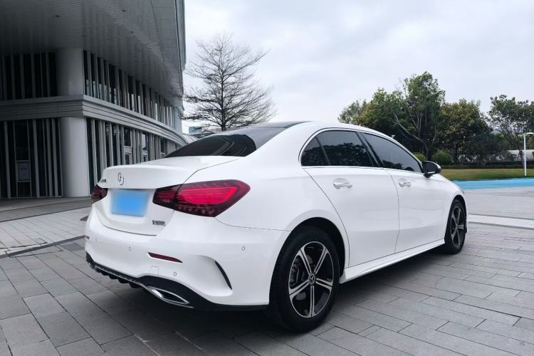 Used Mercedes-Benz A-Class 2024 Updated A 200 L Fashion Version Exterior 4