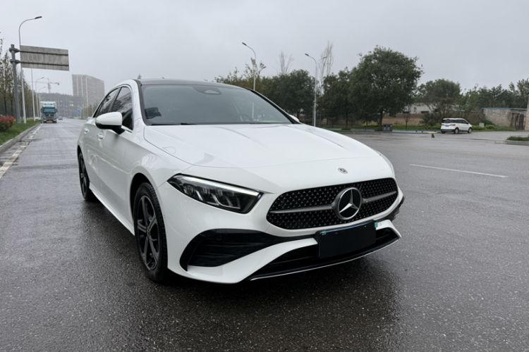 Used Mercedes-Benz A-Class 2024 Updated A 200 L Fashion Version Exterior 4