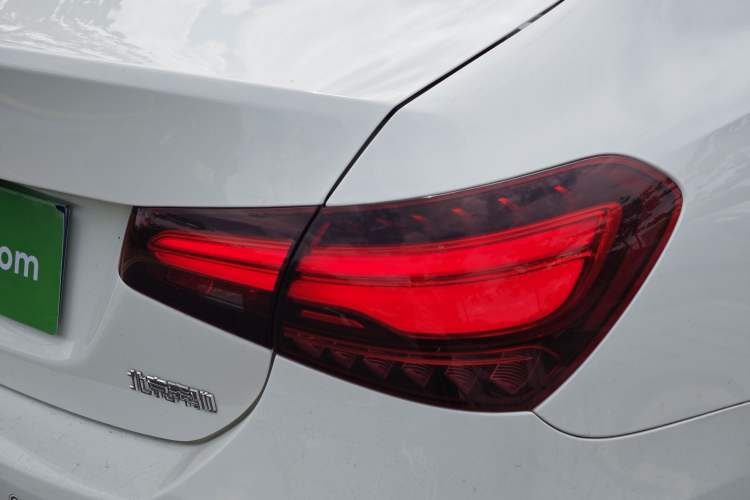 Used Mercedes-Benz A-Class 2024 Updated A 200 L Fashion Version Exterior 5