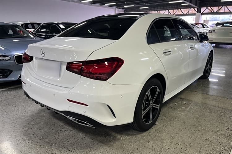 Used Mercedes-Benz A-Class 2024 Updated A 200 L Fashion Version Exterior 5