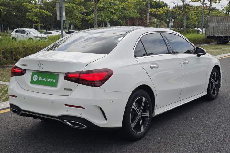 Used Mercedes-Benz A-Class 2024 Updated A 200 L Fashion Version Exterior 6