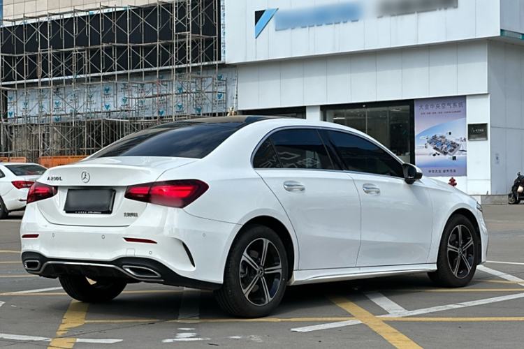 Used Mercedes-Benz A-Class 2024 Updated A 200 L Fashion Version Exterior 7