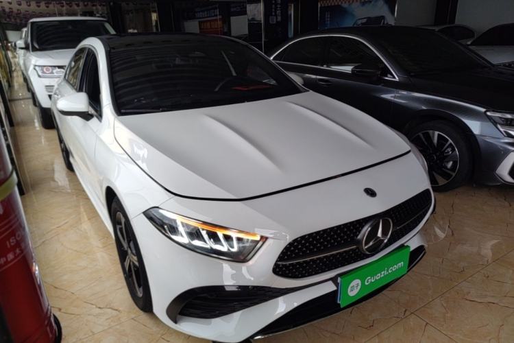 Used Mercedes-Benz A-Class 2024 Updated A 200 L Fashion Version Front Right 45 Deg