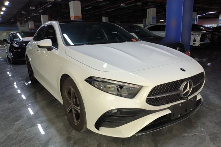Used Mercedes-Benz A-Class 2024 A 200 L Fashion Model Front Right 45 Deg