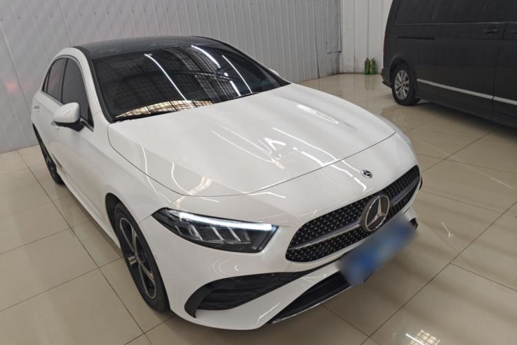 Used Mercedes-Benz A-Class 2024 Updated A 200 L Fashion Version Front Right 45 Deg
