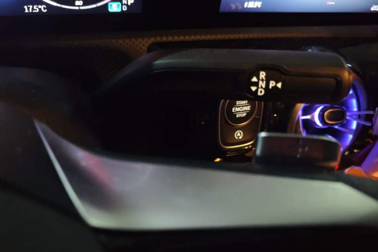Used Mercedes-Benz A-Class 2024 A 200 L Fashion Model Gear Lever