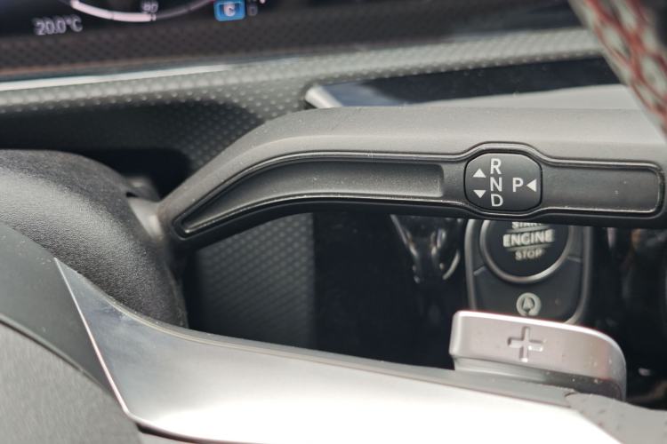 Used Mercedes-Benz A-Class 2024 Updated A 200 L Fashion Version Gear Lever