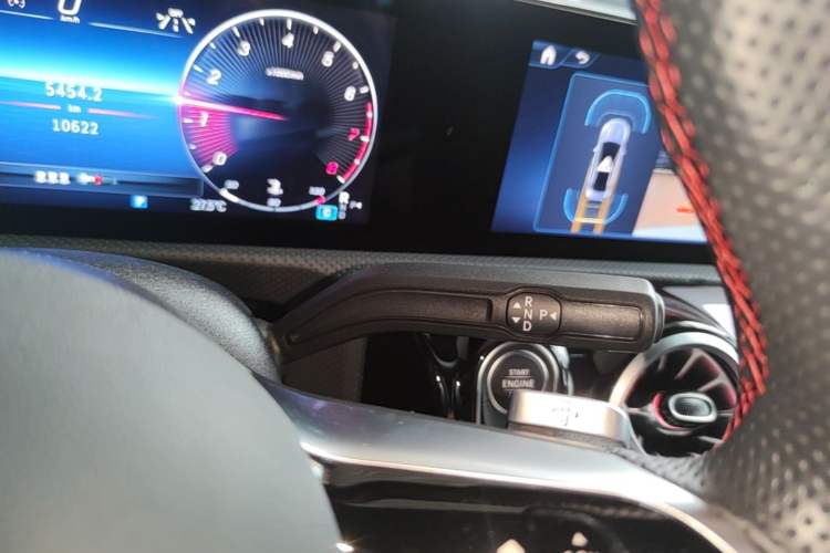 Used Mercedes-Benz A-Class 2024 Updated A 200 L Fashion Version Gear Lever