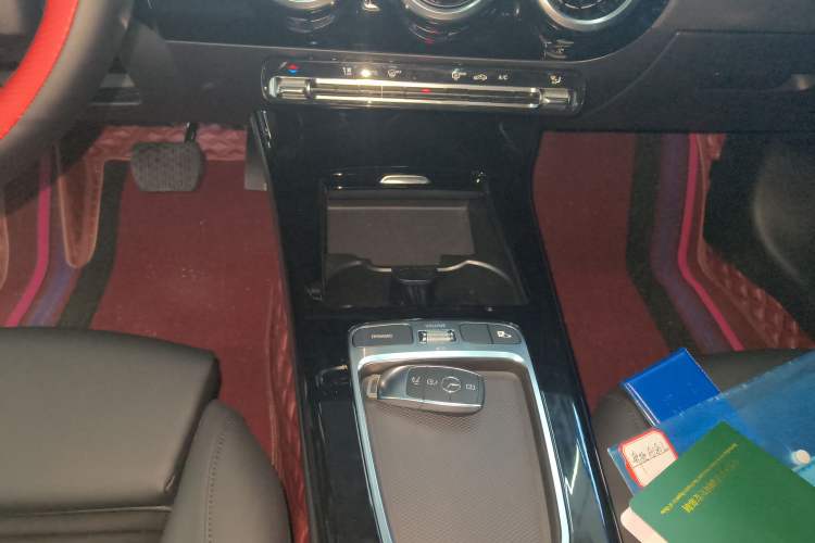 Used Mercedes-Benz A-Class 2024 Updated A 180 L Gear Lever