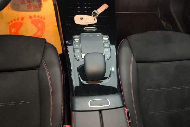 Used Mercedes-Benz A-Class 2024 A 200 L Fashion Model Gear Lever