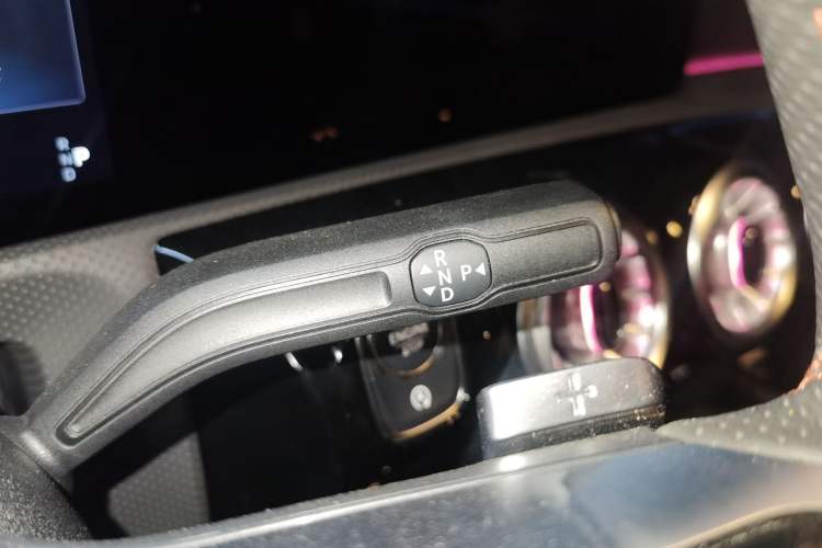 Used Mercedes-Benz A-Class 2024 A 200 L Fashion Model Gear Lever