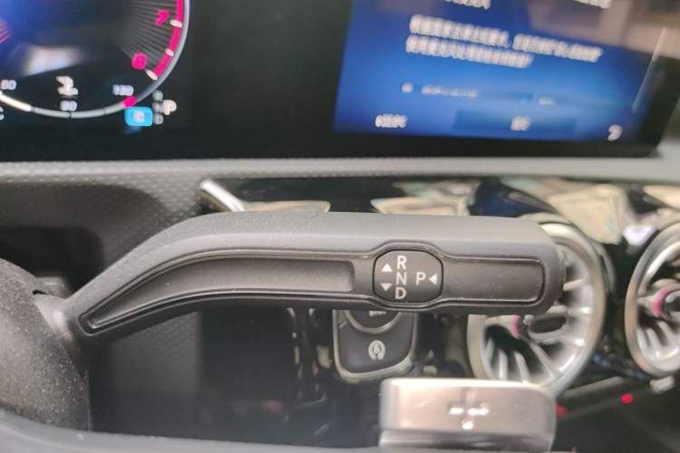 Used Mercedes-Benz A-Class 2024 A 200 L Fashion Model Gear Lever