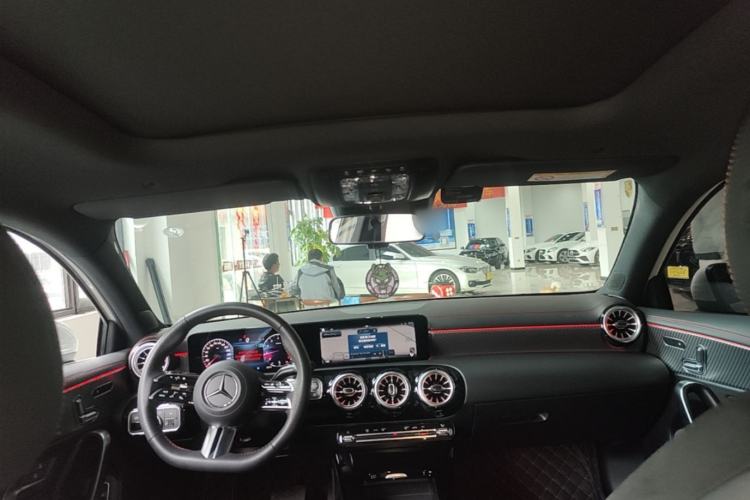 Used Mercedes-Benz A-Class 2024 Updated A 200 L Fashion Version Headliner