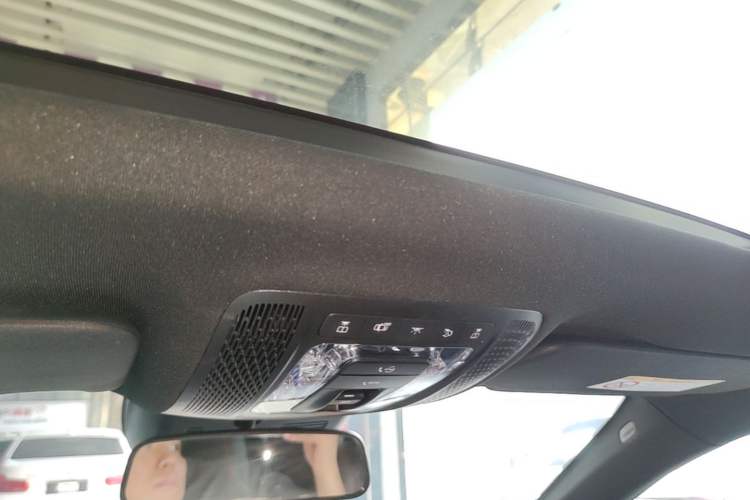 Used Mercedes-Benz A-Class 2024 Updated A 200 L Fashion Version Headliner