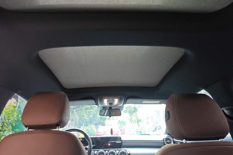 Used Mercedes-Benz A-Class 2024 Updated A 200 L Fashion Version Headliner