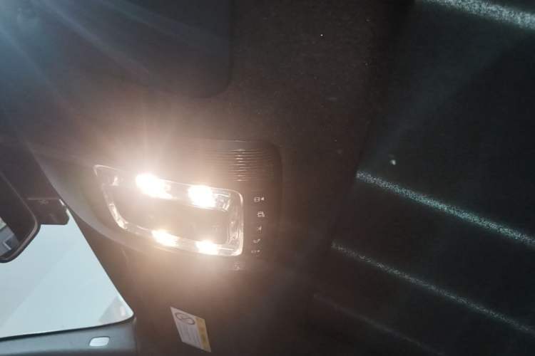 Used Mercedes-Benz A-Class 2024 Updated A 200 L Fashion Version Headliner