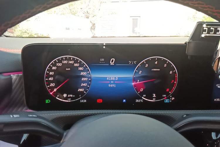 Used Mercedes-Benz A-Class 2024 Updated A 200 L Fashion Version Instrument Cluster