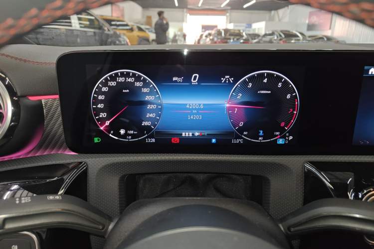 Used Mercedes-Benz A-Class 2024 Updated A 200 L Fashion Version Instrument Cluster