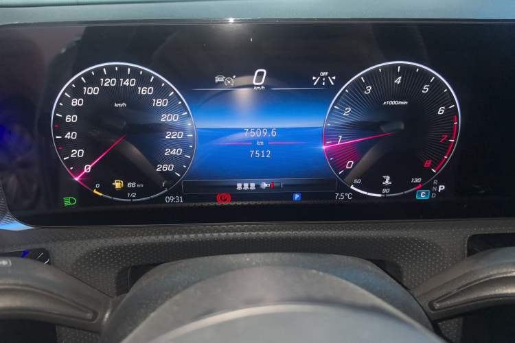 Used Mercedes-Benz A-Class 2024 Updated A 200 L Fashion Version Instrument Cluster