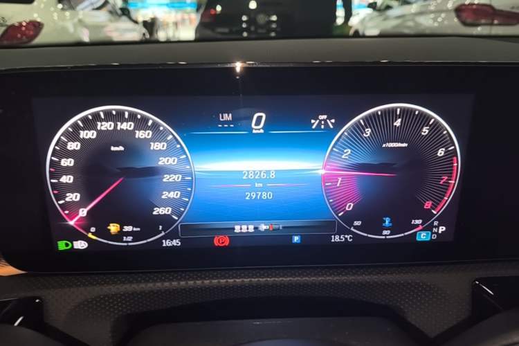 Used Mercedes-Benz A-Class 2024 Updated A 200 L Fashion Version Instrument Cluster