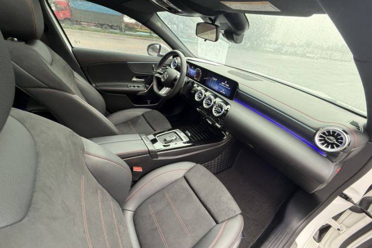 Used Mercedes-Benz A-Class 2024 Updated A 200 L Fashion Version Interior 12