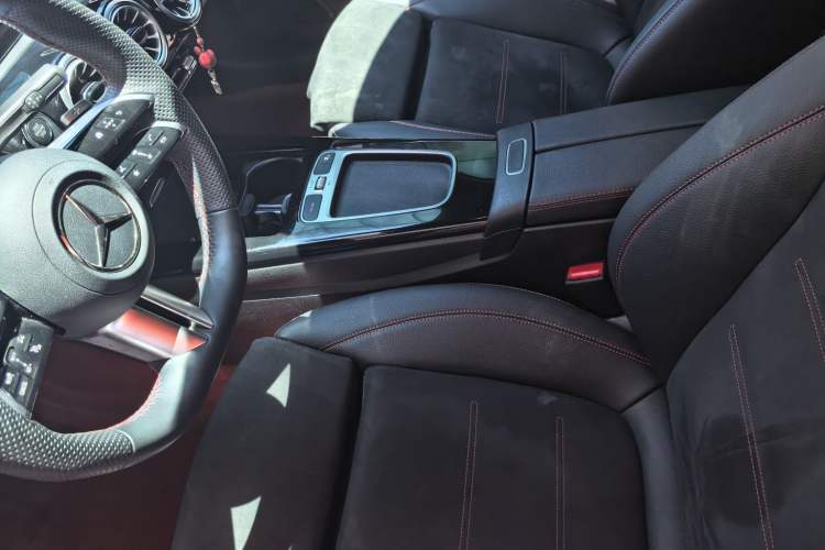 Used Mercedes-Benz A-Class 2024 Updated A 200 L Fashion Version Interior 2