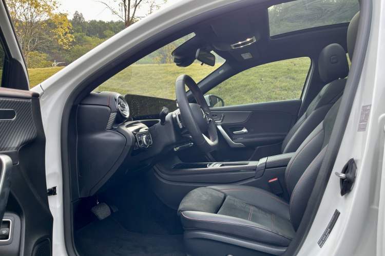 Used Mercedes-Benz A-Class 2024 Updated A 200 L Fashion Version Interior 2