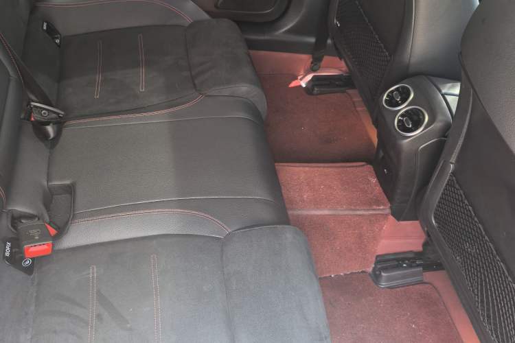 Used Mercedes-Benz A-Class 2024 Updated A 200 L Fashion Version Interior 3