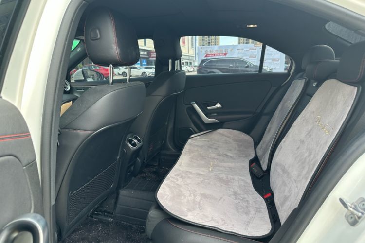 Used Mercedes-Benz A-Class 2024 Updated A 200 L Fashion Version Interior 4