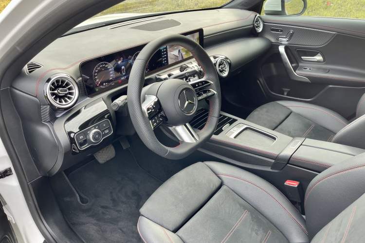 Used Mercedes-Benz A-Class 2024 Updated A 200 L Fashion Version Interior 5