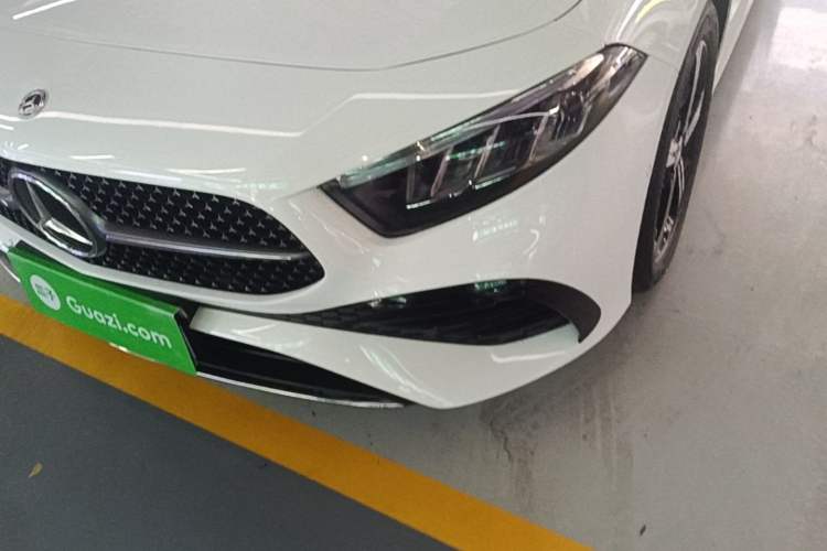 Used Mercedes-Benz A-Class 2024 Updated A 200 L Fashion Version Left Front Headlight