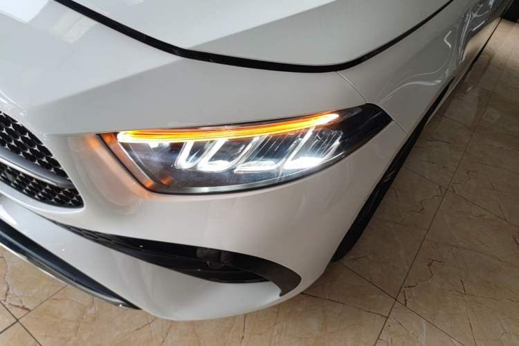 Used Mercedes-Benz A-Class 2024 Updated A 200 L Fashion Version Left Front Headlight
