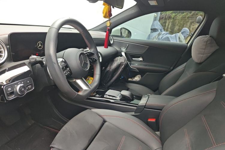 Used Mercedes-Benz A-Class 2024 A 200 L Fashion Model Left Front Seat