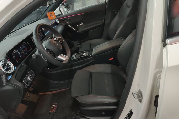 Used Mercedes-Benz A-Class 2024 Updated A 200 L Fashion Version Left Front Seat