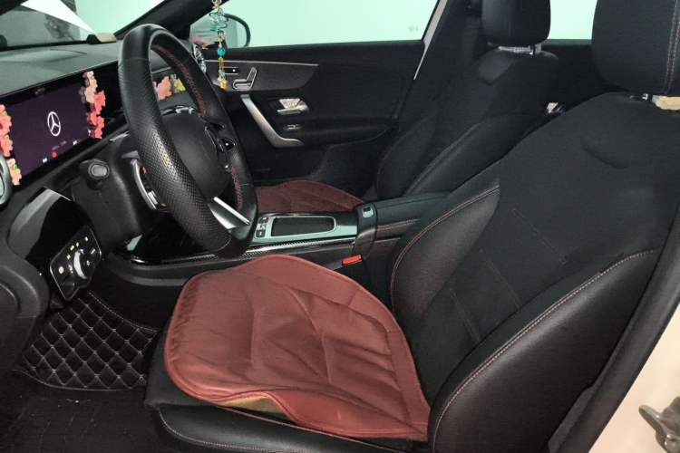 Used Mercedes-Benz A-Class 2024 Updated A 200 L Fashion Version Left Front Seat