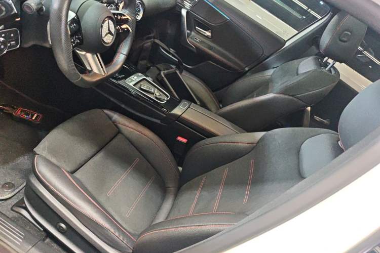 Used Mercedes-Benz A-Class 2024 Updated A 200 L Fashion Version Left Front Seat