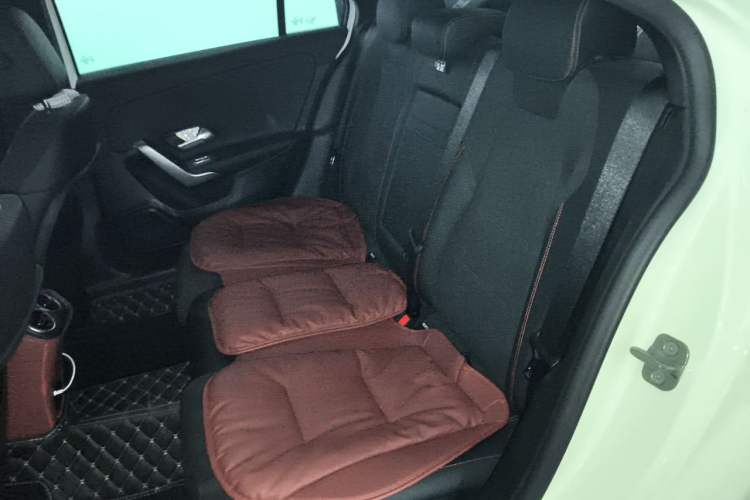 Used Mercedes-Benz A-Class 2024 Updated A 200 L Fashion Version Left Rear Seat