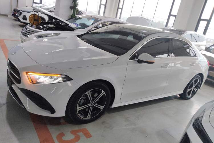 Used Mercedes-Benz A-Class 2024 Updated A 200 L Fashion Version Left Side