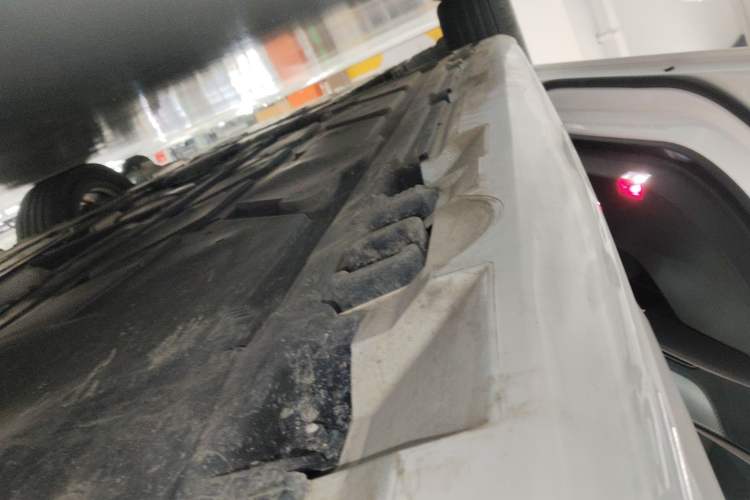 Used Mercedes-Benz A-Class 2024 Updated A 200 L Fashion Version Left Side Sill