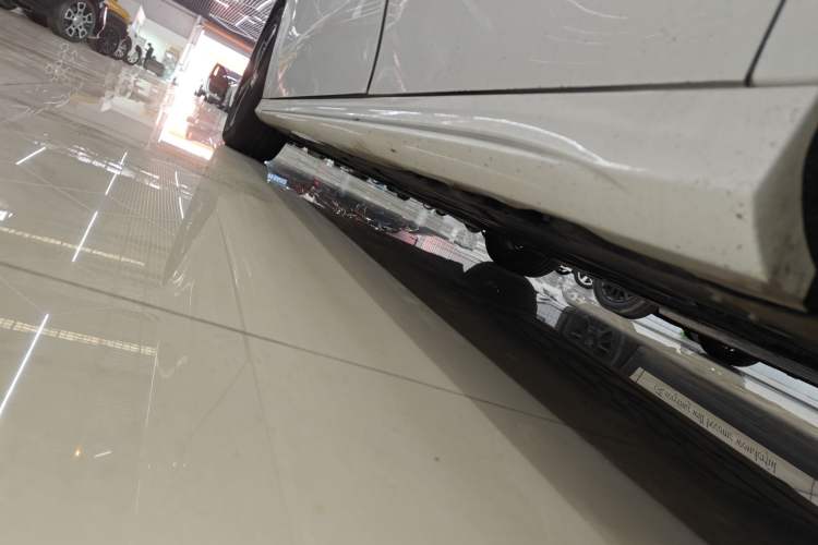 Used Mercedes-Benz A-Class 2024 Updated A 200 L Fashion Version Left Side Sill