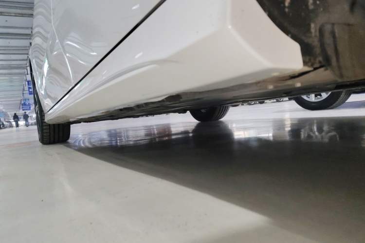 Used Mercedes-Benz A-Class 2024 Updated A 200 L Fashion Version Left Side Sill