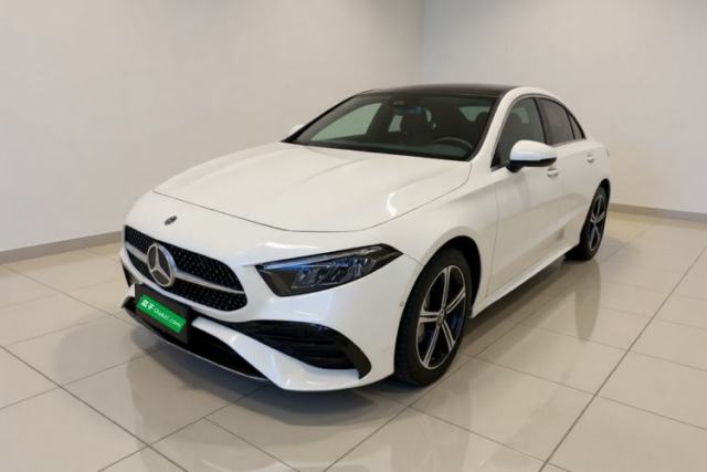 Mercedes-Benz A-Class 2024 A 200 L Fashion Model مستعملة