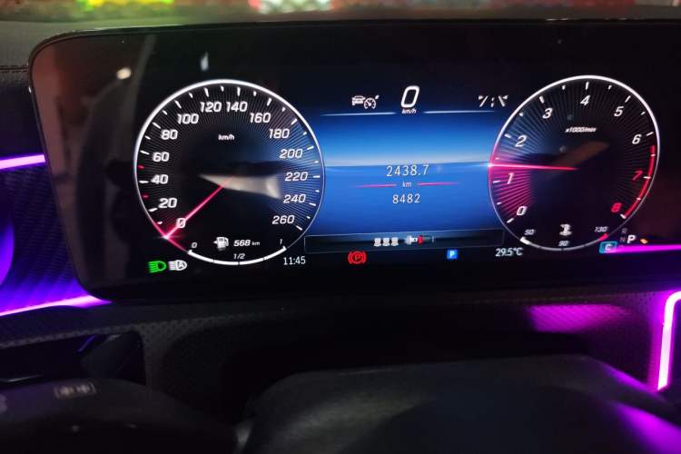 Used Mercedes-Benz A-Class 2024 Updated A 200 L Fashion Version Odometer Close Up