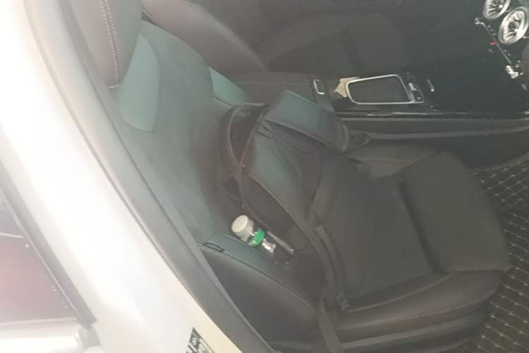 Used Mercedes-Benz A-Class 2024 Updated A 200 L Fashion Version Right Front Seat