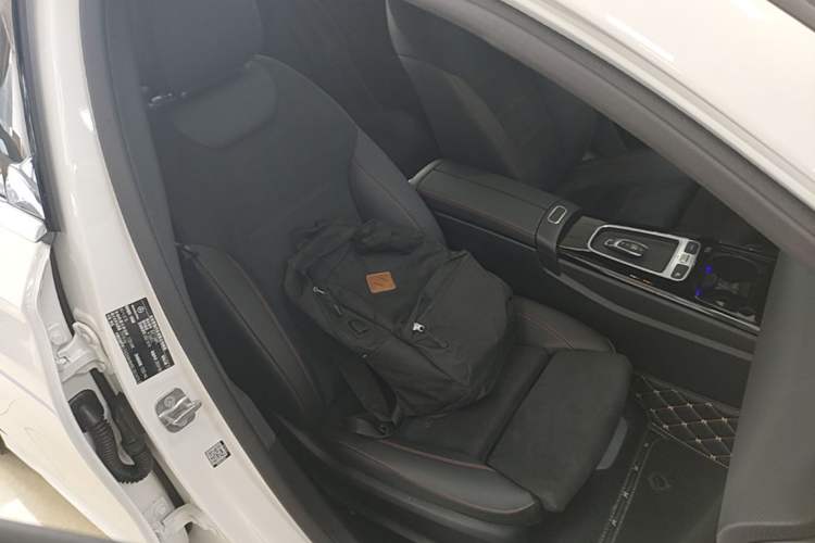 Used Mercedes-Benz A-Class 2024 Updated A 200 L Fashion Version Right Front Seat